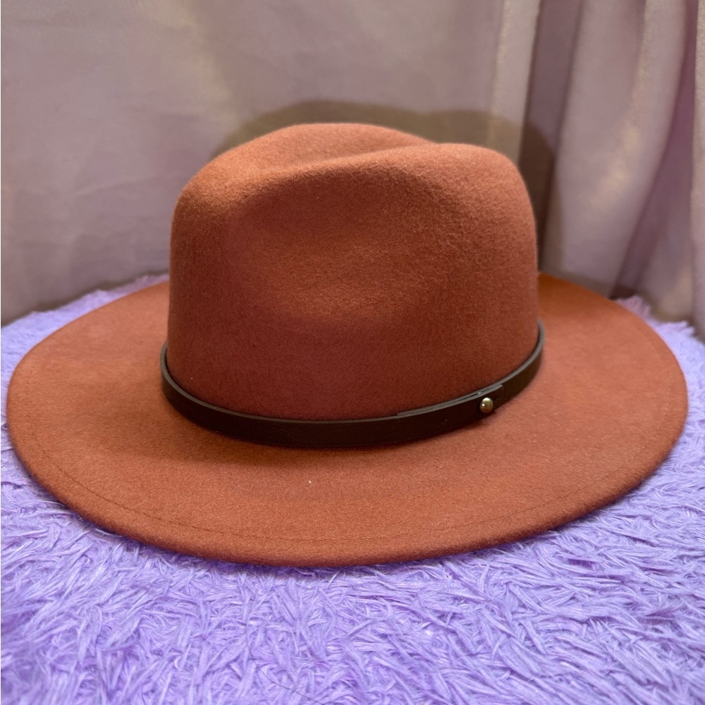 NEW WITH TAGS. Altar'd State Terracotta Fedora with Dark Band